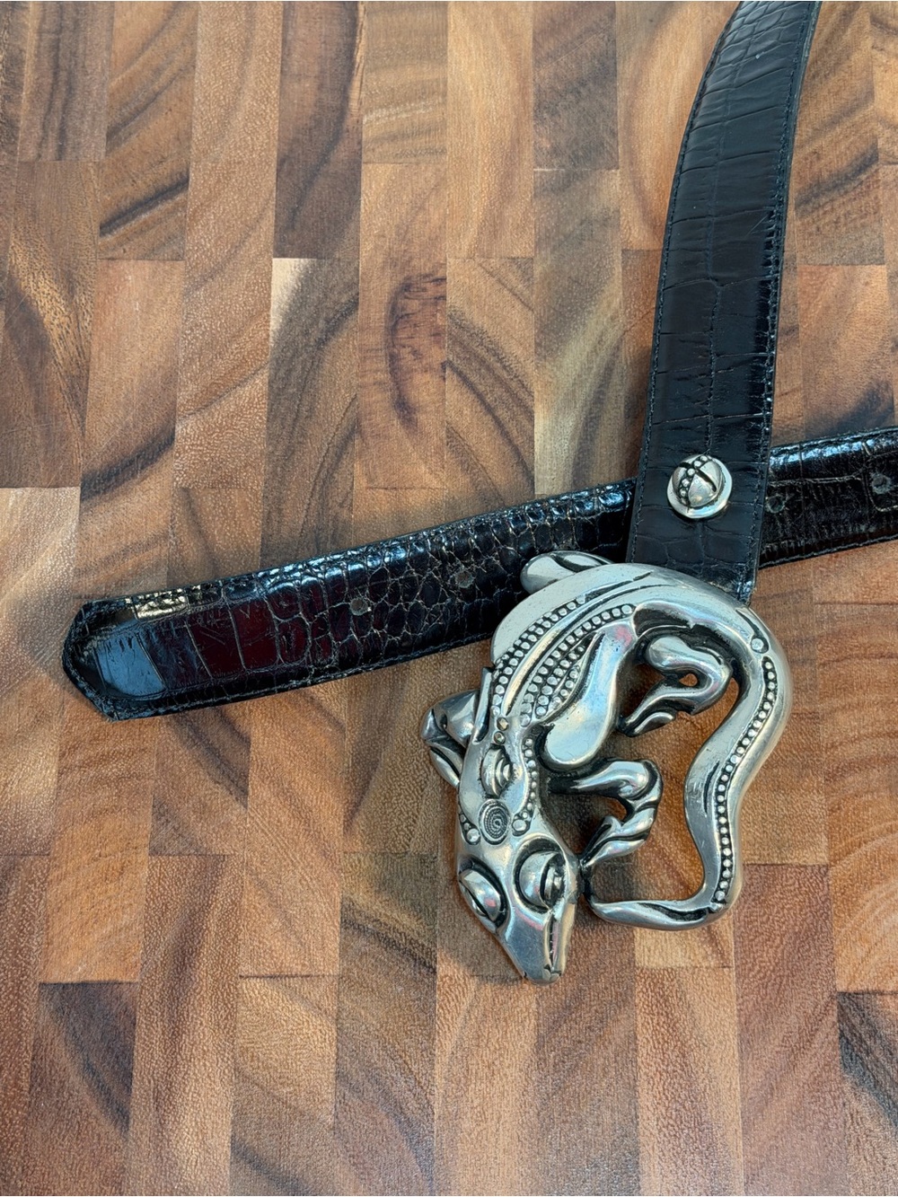 FAHRENHEIT Black Croc-Embossed Leather Belt with Silver Lizard Buckle